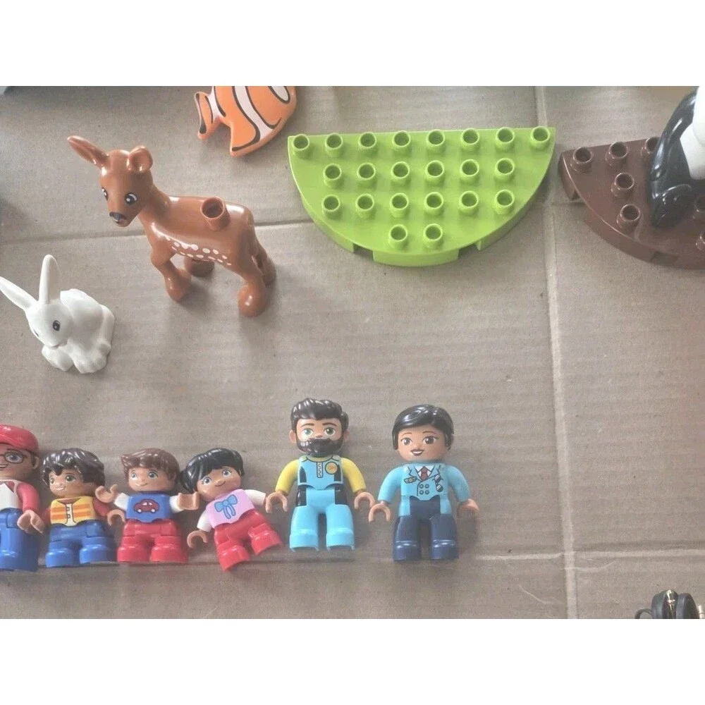 Lego Duplo Airplane Panda Animal Surf Van Train People Kids Giraffe Lot Of 150